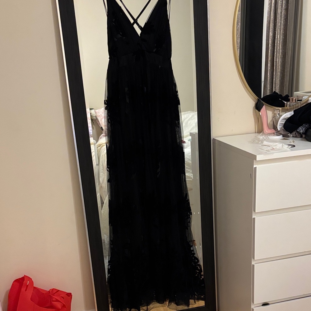 Chic Black Maxi Dress